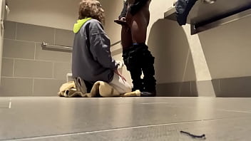 Https xxx com ro cauta fiul fute bunica