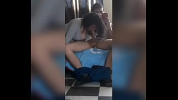 Se joaca in pat pana la sex poze