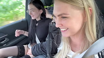 Filmulete cu femei care o sug